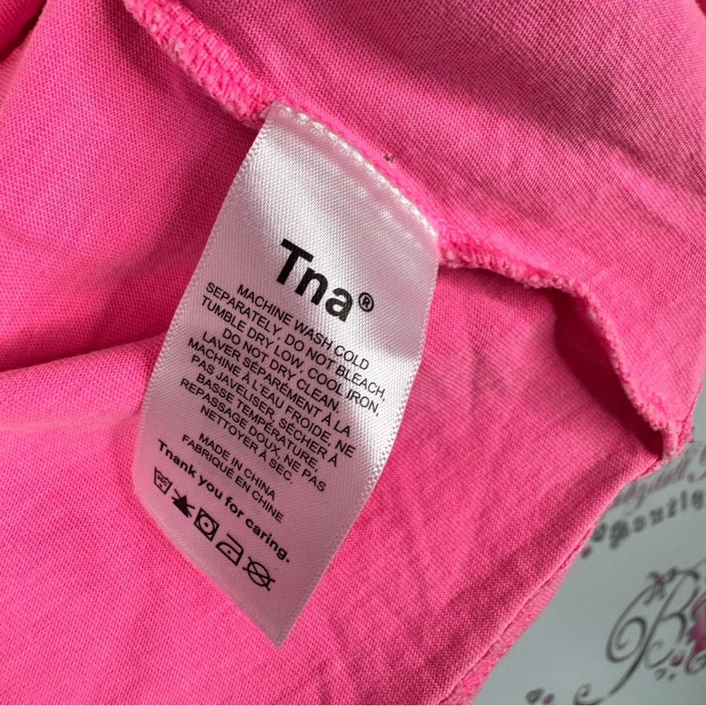 TNA crop tee tshirt neon bright Vibrant Pink Short Sleeve Tee - Picture 5 of 6